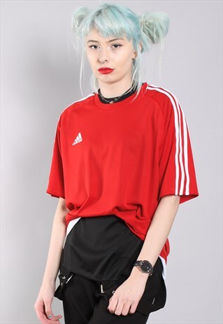 VINTAGE ADIDAS T-SHIRT