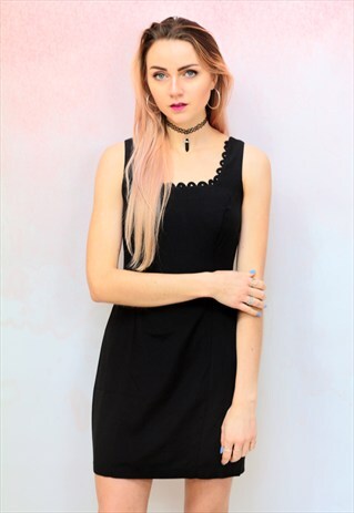 1990S VINTAGE BLACK MINI DRESS WITH DETAILED NECKLINE
