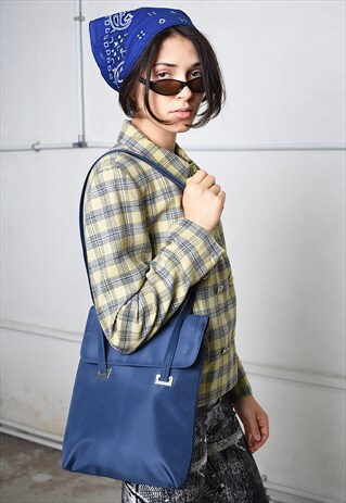 VINTAGE Y2K MINIMALIST PARIS CHIC SHOULDER BAG IN NAVY BLUE