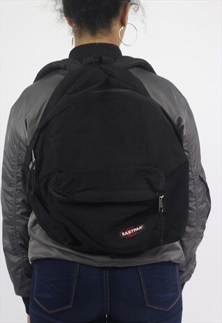 VINTAGE EASTPAK BACKPACK