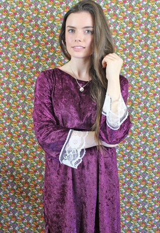 BURGUNDY VELVET SWING DRESS WITH BELL 70S STYLE SLEEVES