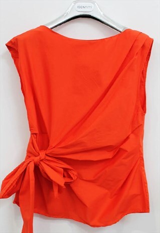 SHORT TOP WITH KNOT