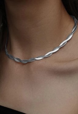 HALO. Silver Twist Snake Herringbone Chain Necklace