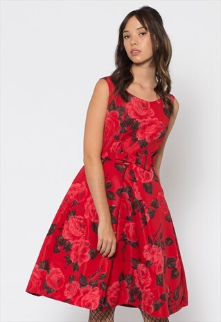 RED ROSES PRINT SLEEVELESS DRESS