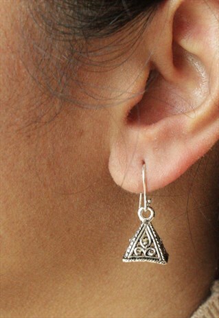 SILVER ANTIQUE LOOK HANGING EARRINGS