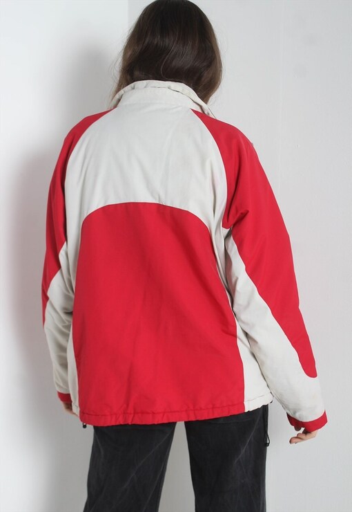 garment image