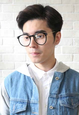 BLACK ROUND GLASSES