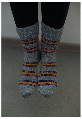 GREY STRIPED HANDMADE KNITTED WOOL SOCKS