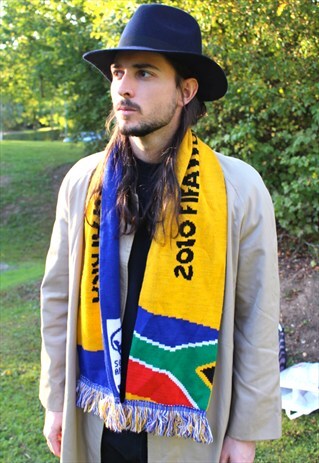 2010 FIFA W. CUP SOUTH AFRICA FOOTBALL SOCCER SCARF - RARE