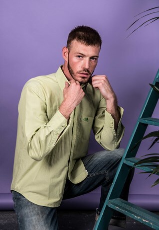 VINTAGE ADIDAS SHIRTH WITH GREEN STRIPED