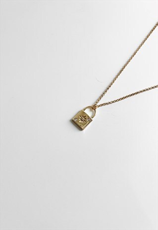 18" DIAMOND DETAILED PADLOCK PENDANT NECKLACE CHAIN - GOLD
