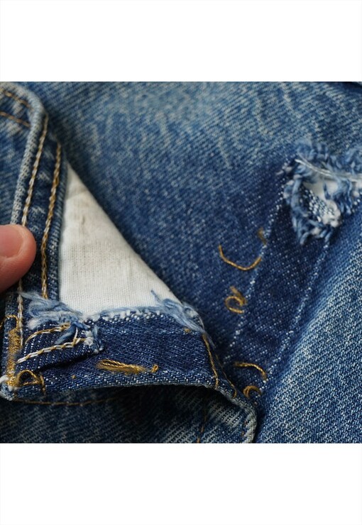 garment image