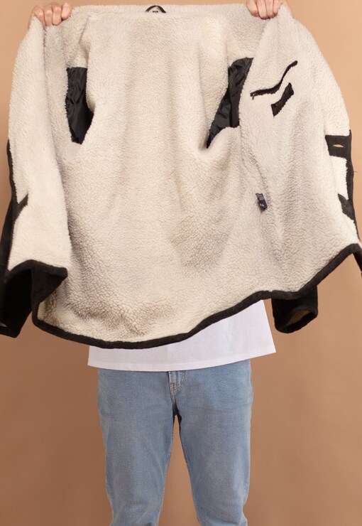 garment image