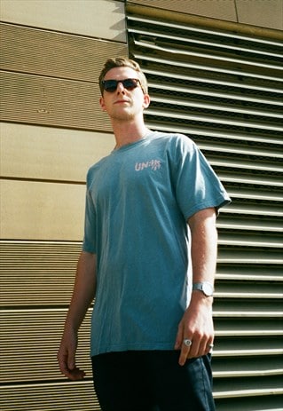 ESSENTIALS VINTAGE 'BOLT' TEE - WASHED SEA BLUE