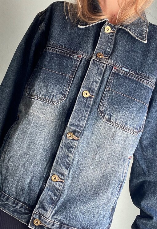 garment image
