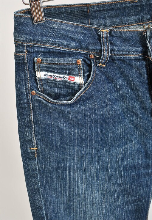 garment image