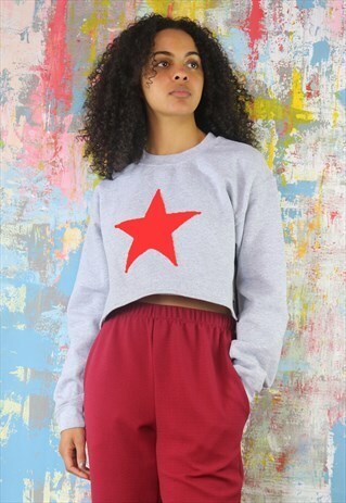 CROPPED SPLIT SWEATSHIRT IN GREY WITH RED STAR