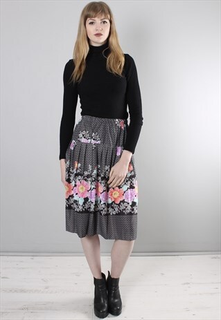 VINTAGE 80S BLACK FLORAL PATTERNED PLEATED SKIRT