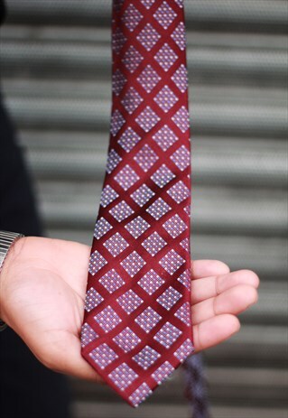 GEOFFREY BEENE PURE SILK BURGUNDY TIE