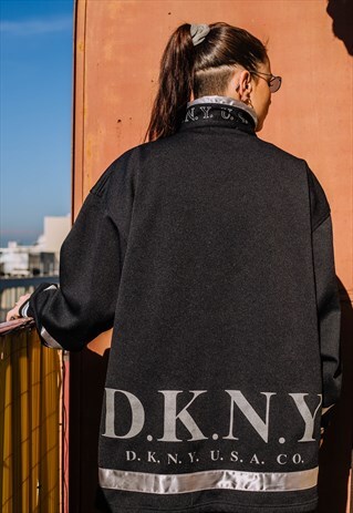 RARE UNISEX VINTAGE 90S 00S Y2K DKNY FLEECE SWEATER
