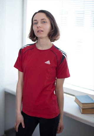 VINTAGE 90'S RED T-SIRT