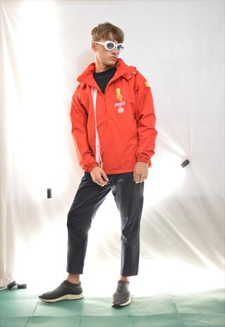 COCA-COLA 1/4 ZIP FESTIVAL JUMPER JACKET. UNISEX