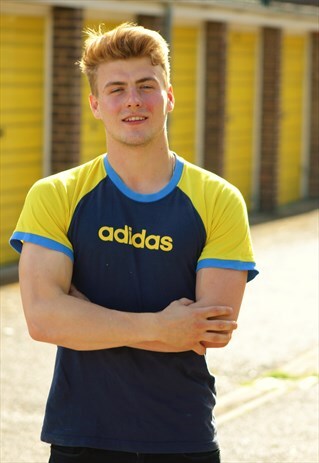 RETRO / EARLY 90'S / ADIDAS / T-SHIRT