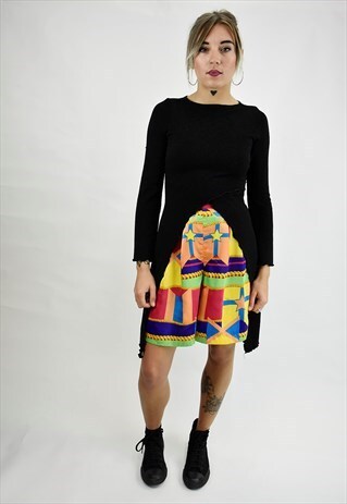 VINTAGE 80S HIGH WAISTED CRAZY PRINT SILK SHORTS