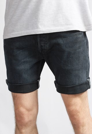 VINTAGE LEVI'S DENIM SHORTS