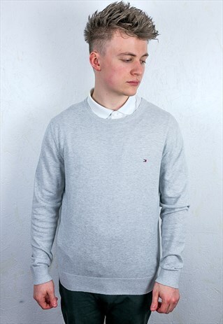 VINTAGE TOMMY HILFIGER JUMPER