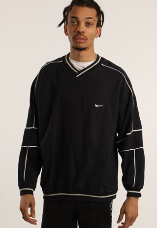 VINTAGE NIKE EMBROIDERED SWEATSHIRT