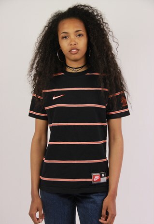 VINTAGE NIKE TOP