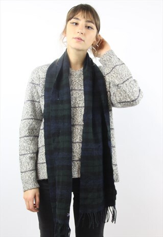 VINTAGE TOMMY HILFIGER TARTAN SCARF