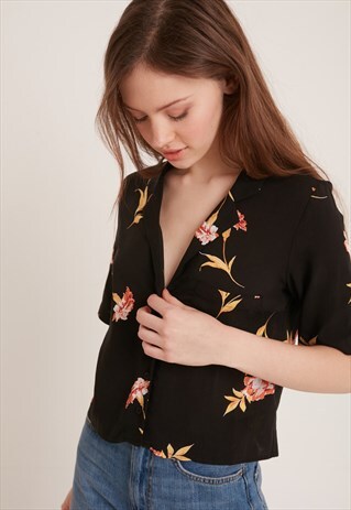 FLORAL V-NECK BLOUSE - BLACK