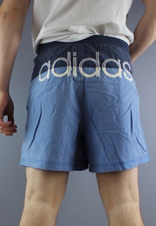 VINTAGE ADIDAS SHORTS IN BLUE WITH POCKETS AND EMBROIDERY. H