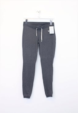 Vintage Nike joggers in grey. Best fits XS