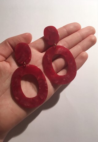 WOMENS LARGE OVAL RED ACRYLIC EARRINGS DANGLY EARRINGS GEO