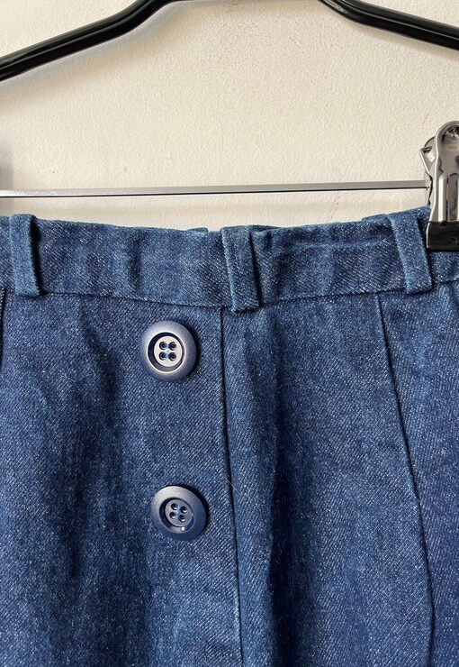 garment image
