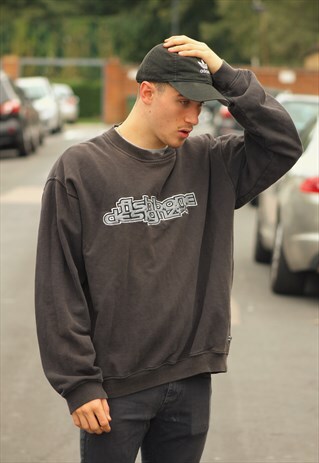 RETRO // EARLY 90'S // SWEATSHIRT