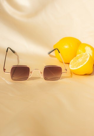 GOLD SQUARE WIRE FRAME WITH BROWN TINT SUNGLASSES