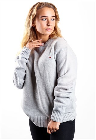 VINTAGE TOMMY HILFIGER JUMPER K116