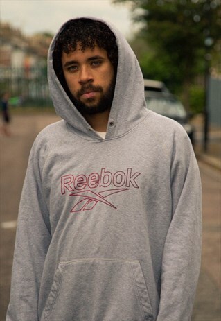 VINTAGE REEBOK HOODED SWEATSHIRT