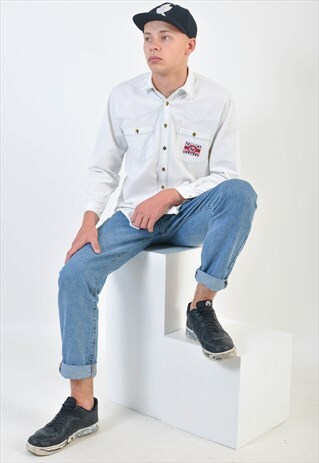 VINTAGE 90S SHIRT IN WHITE