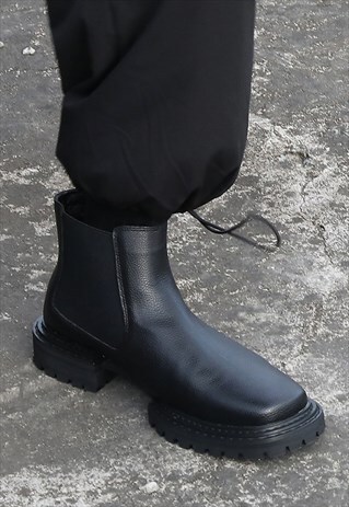 SMALL PLATFORM SQUARE HEEL BOOTS BLACK HIGH TOPS SNEAKERS