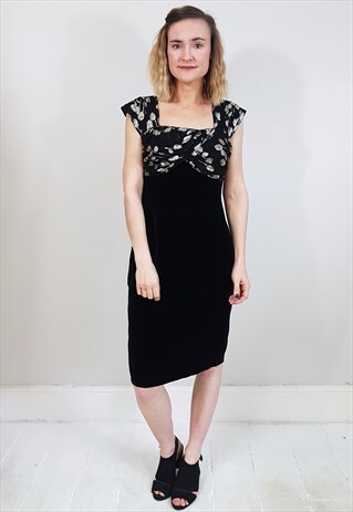 VINTAGE 70'S BLACK VELVET AND GOLD GATHERED STRAP DRESS