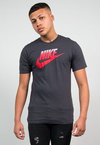 NIKE SPELL OUT T-SHIRT