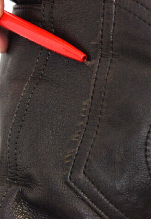 garment image