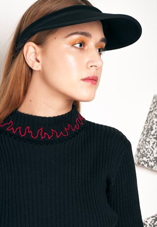 REWORKED FLAME TOP - 80S VINTAGE EMBROIDERED TURTLENECK