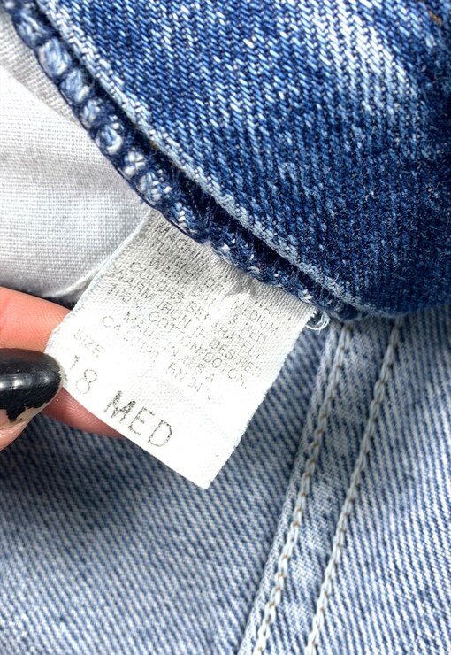 garment image