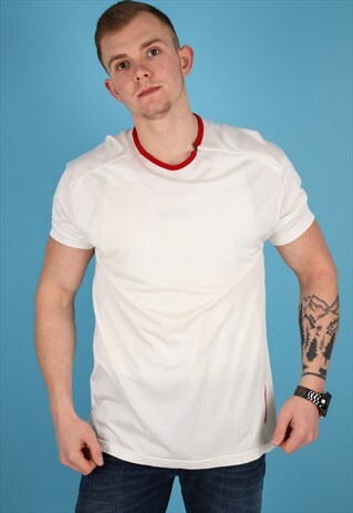 VINTAGE PRADA T-SHIRT IN WHITE NT10
